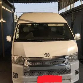 Toyota Hiace 2014