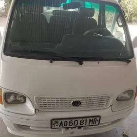 Toyota Hiace 2002