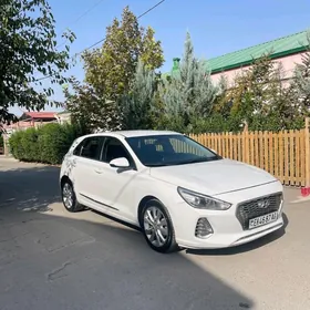 Hyundai Elantra GT 2018