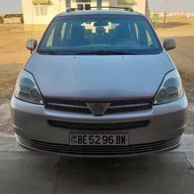 Toyota Sienna 2005
