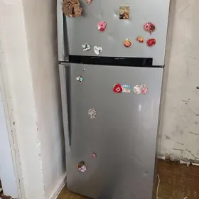 Холодильник LG