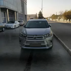 Toyota Highlander 2019