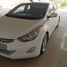 Hyundai Elantra 2013