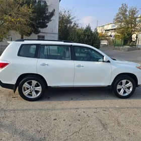 Toyota Highlander 2013