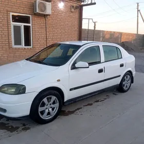 Opel Astra 2003