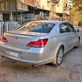 Toyota Avalon 2005