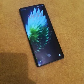 INFINIX ZERO 30