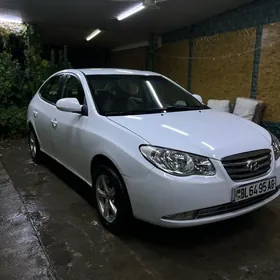 Hyundai Elantra 2010