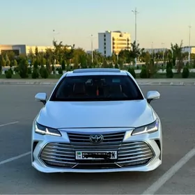 Toyota Avalon 2019