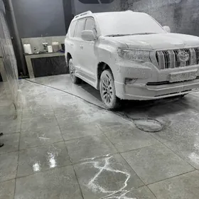 Toyota Land Cruiser Prado 2021