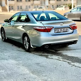 Toyota Camry 2015