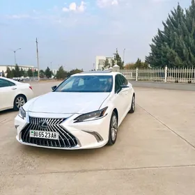 Lexus ES 350 2021