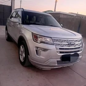 Ford Explorer 2018