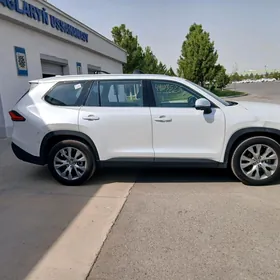 Toyota Grand Highlander 2024