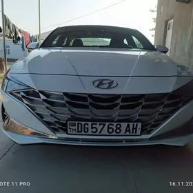 Hyundai Elantra 2021