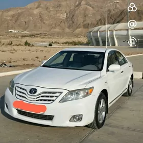 Toyota Camry 2010