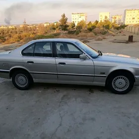 BMW 5 Series 1990