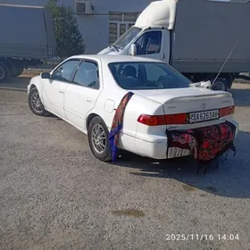 Toyota Camry 2000