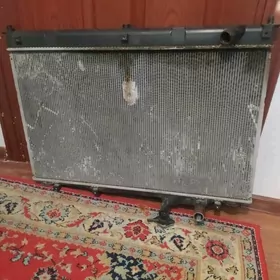 радиатор оригинал mazda