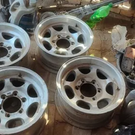 jyp diska alty desik