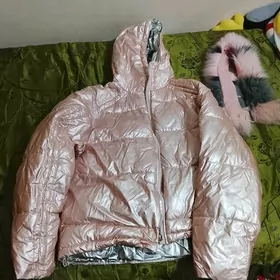 Котенка и куртка