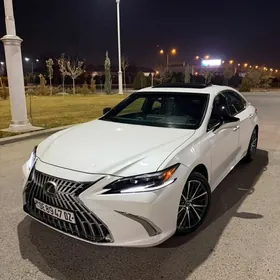 Lexus ES 350 2022
