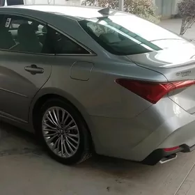 Toyota Avalon 2020