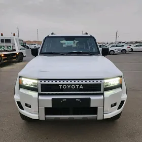 Toyota Land Cruiser Prado 2025