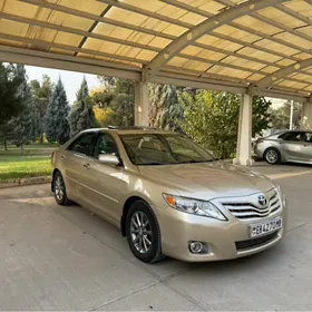 Toyota Camry 2010