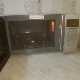 микроволновка