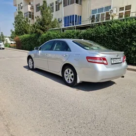 Toyota Camry 2010