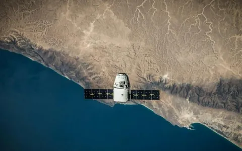 SpaceX köp gezeklik Falcon 9 raketasynyň 500-nji uçuşyny üstünlikli amala aşyrdy