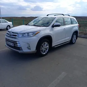 Toyota Highlander 2017