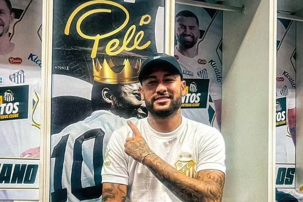 Neýmaryň kakasy Pele brendi üçin hukuk satyn aldy