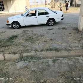 Mercedes-Benz 230E 1993