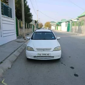 Opel Astra 2000
