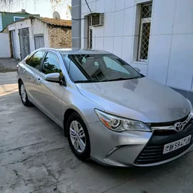Toyota Camry 2015