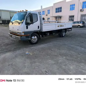 Mitsubishi Fuso 2003