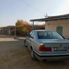 BMW E34 1990