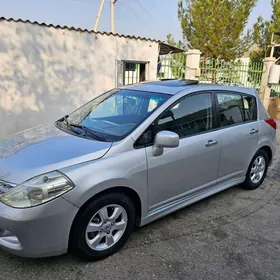 Nissan Versa 2010