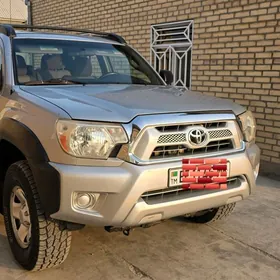 Toyota Tacoma 2013