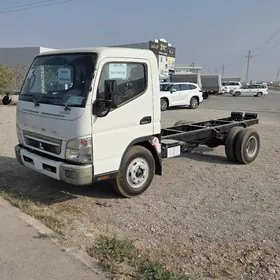 Mitsubishi Canter 2025