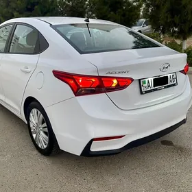 Hyundai Accent 2022
