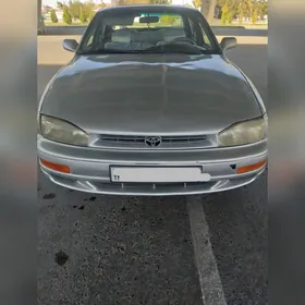 Toyota Camry 1992