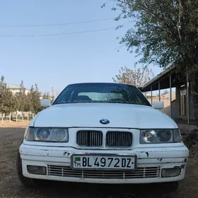 BMW 320 1992
