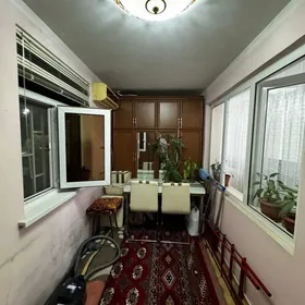 satlyk 3 komnat srocna