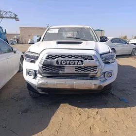 Toyota Tacoma 2023