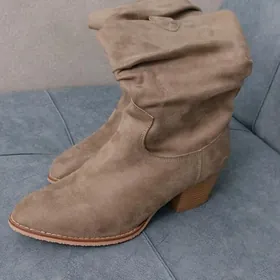 ĀDIK GYZLAR UCIN - САПОГИ