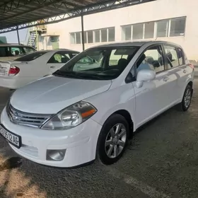 Nissan Versa 2010