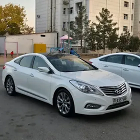 Hyundai Grandeur 2012